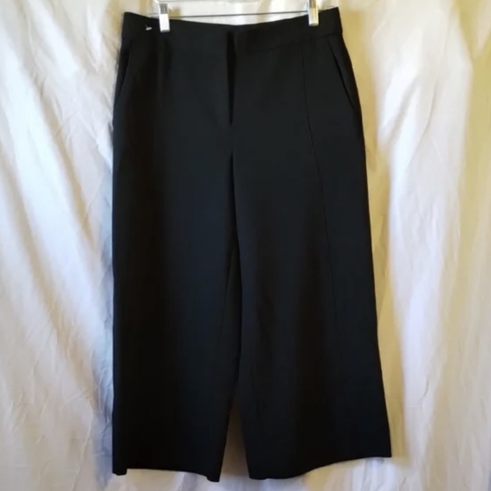 Black Wide-Leg Crop Pants - Women's Professional Trousers